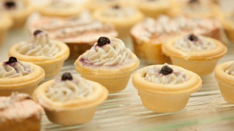 蜜饯果干一件代发与实体批发的优劣对比