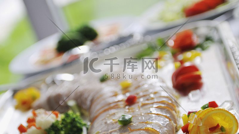 餐饮加盟品牌对比：揭秘如何慧眼识珠